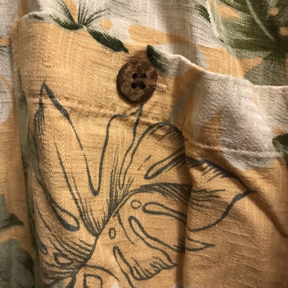 Banana Cabana XL 100% Silk Hawaiian Shirt Preowned - Picture 6 of 7